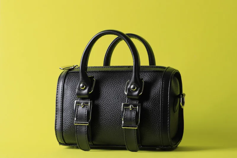 شنطة دلو جلدية — بألوان متعددة — view 1